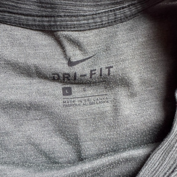 Nike Dri-Fit Shirt Size LG - Picture 2 of 3